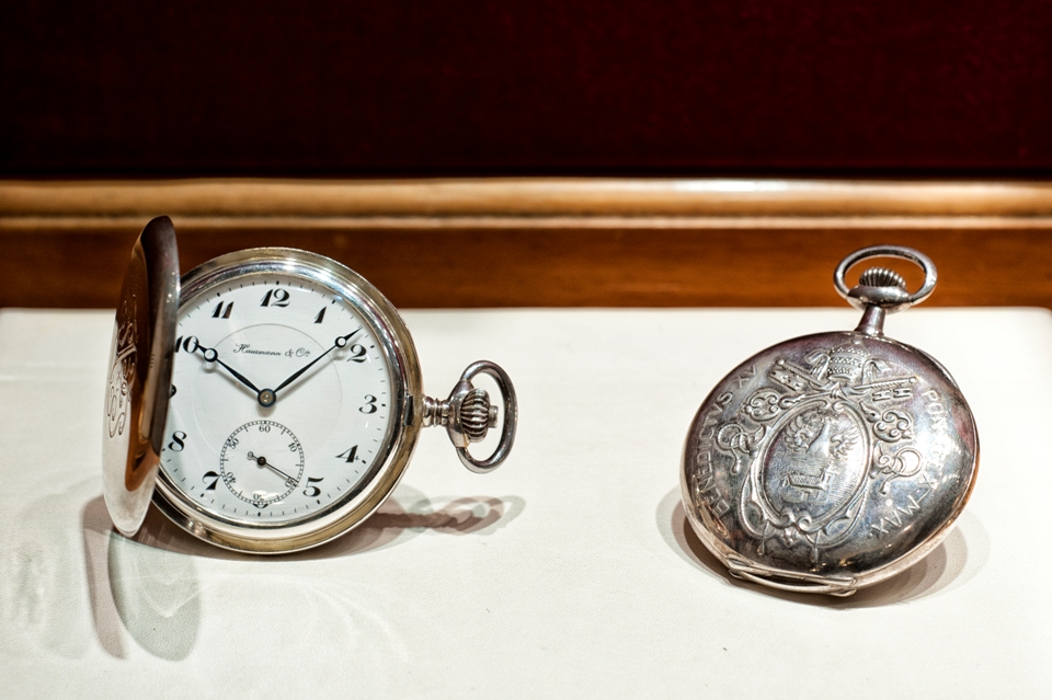 Orologi da presentazione per i Papi. Collezione Hausmann & Co.