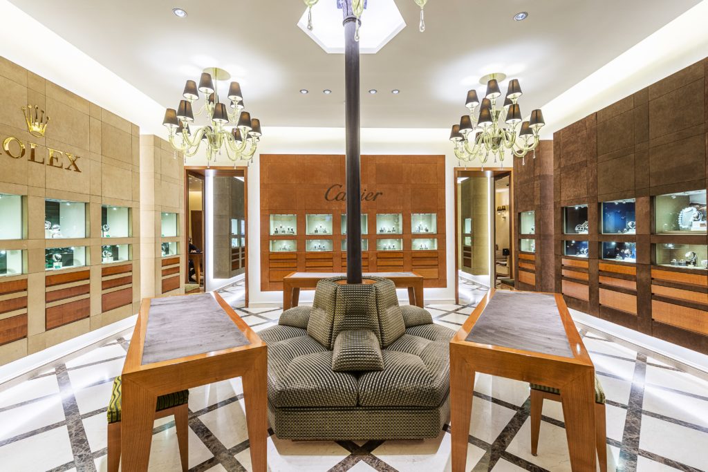 Hausmann and Co. Boutiques: history and excellence between Via del Babuino and Via del Corso.