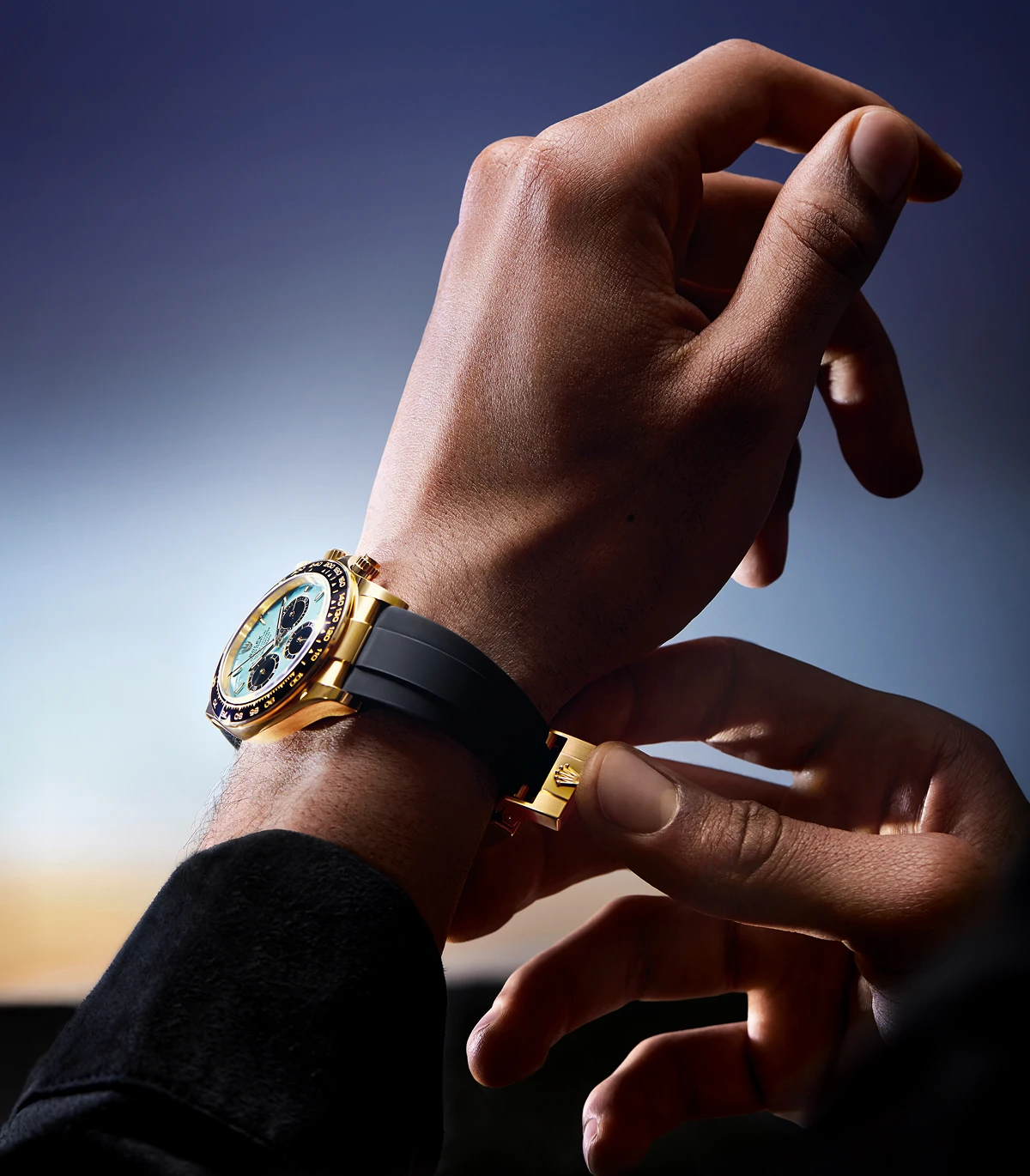 rolex-new-watches-2025-new-dials-cosmograph-daytona-wrist-watch_m126518ln-0014_2501ad_002-landscape