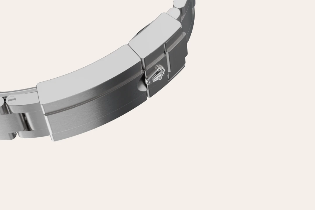 rolex-bespoke-assets/model_feature_assets_landscape/bracelet_landscape/anim-bracelet-material-portrait-126900-78jb20--0104.webp